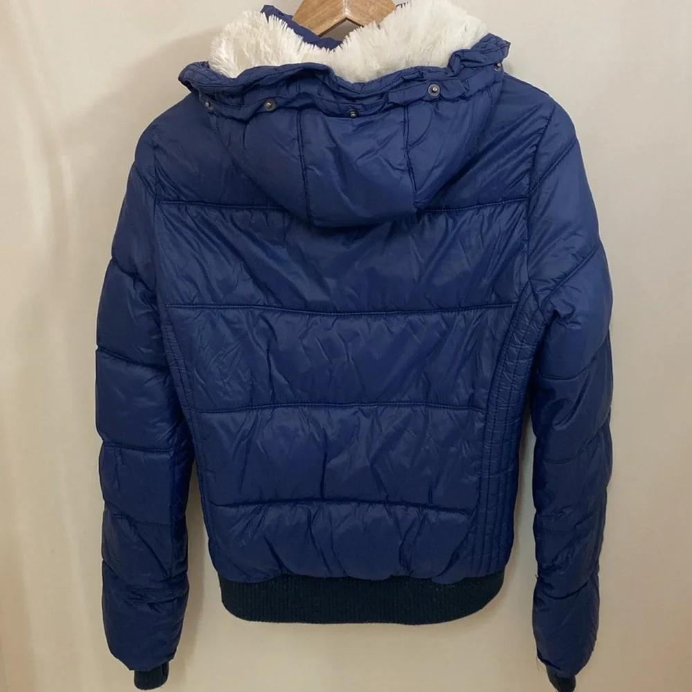 Jacket - Picture 3 of 12